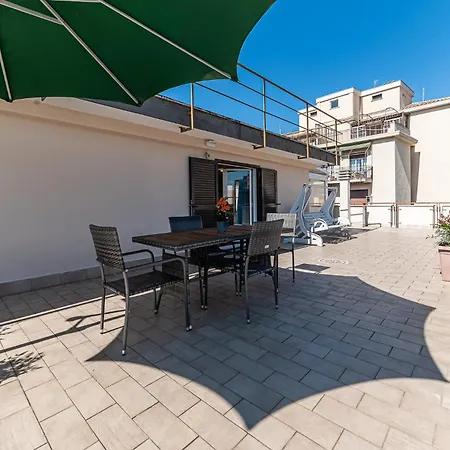 Consoli Penthouse - Terrace With A View On Saint Peter's Apartment
