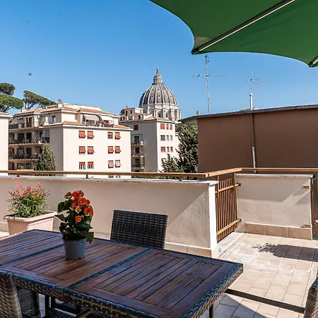 Consoli Penthouse - Terrace With A View On Saint Peter's * Rome