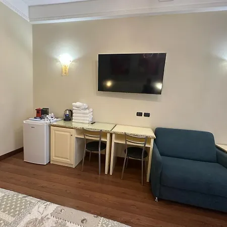 Termini Station Holidays Guest house *