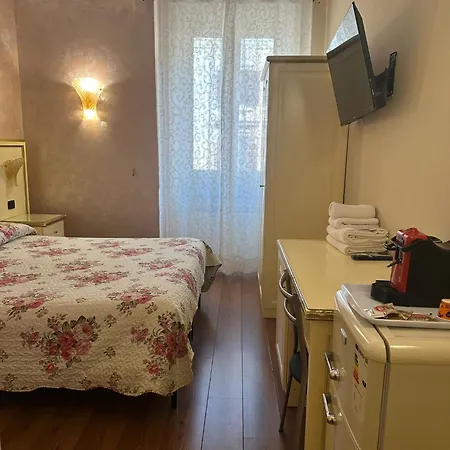 Termini Station Holidays Guest house *