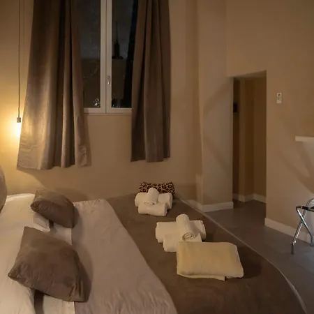 Lemon Apartment