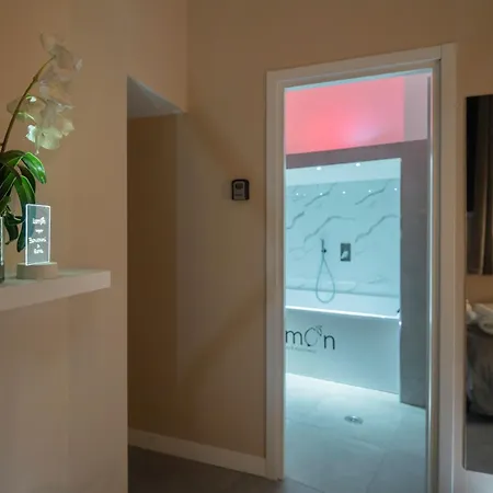 Lemon Apartment