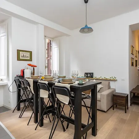 Apartment Casa Maria Teresa By Rentbeat Rome