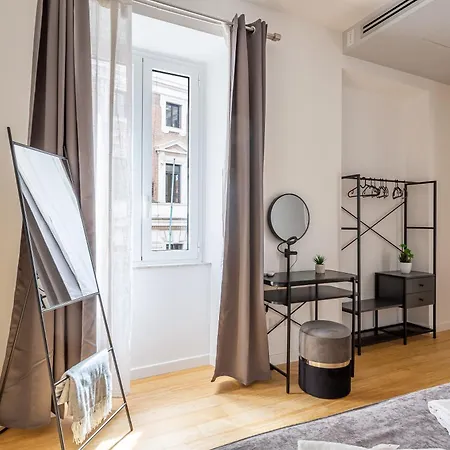 Apartment Iflat Monti Brand New Peaceful Rome
