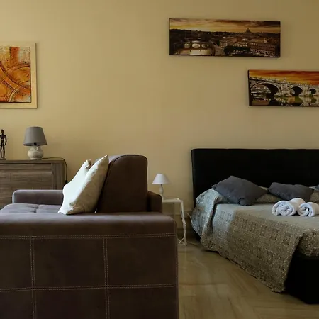 Apartment Sistina *
