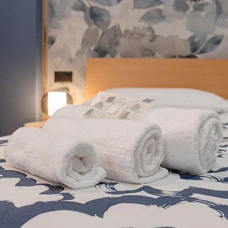 Helle Hus - 200m From Piazza Bologna Metro And 10 Minutes From The Colosseum * Rome