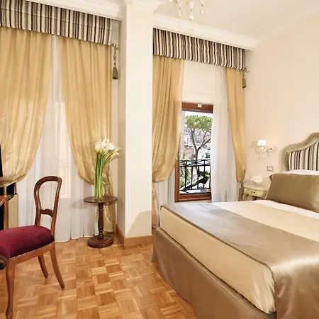 Hotel Forum 4*