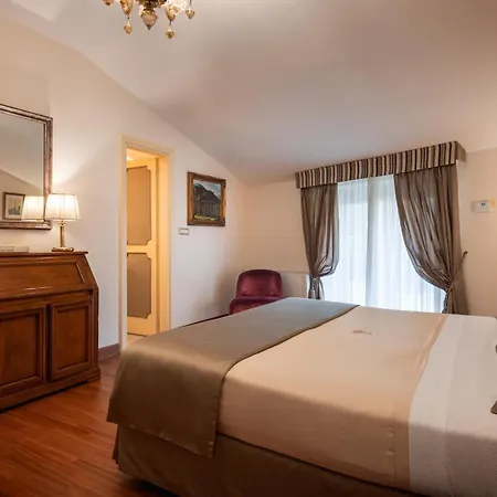 Forum Hotel 4*
