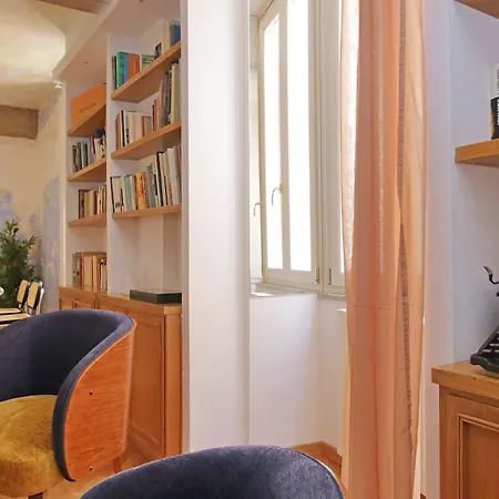 Casa Navona - My Extra Rome