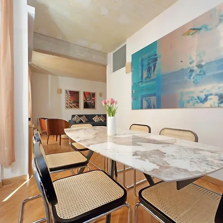 Casa Navona - My Extra
