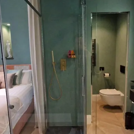 Navona - Luxury, Design And Jacuzzi Style