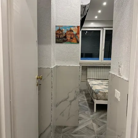 Luxor Eco Casa E Per Vacanze In Centro Piazza Bologna, Colosseo, Piazza Di Spagna, Vaticano, San Pietro, Sapienza, Fontana Di Trevi, Piazza Navona, Trastevere, Tiburtina, Termini, Aeroporto Rome