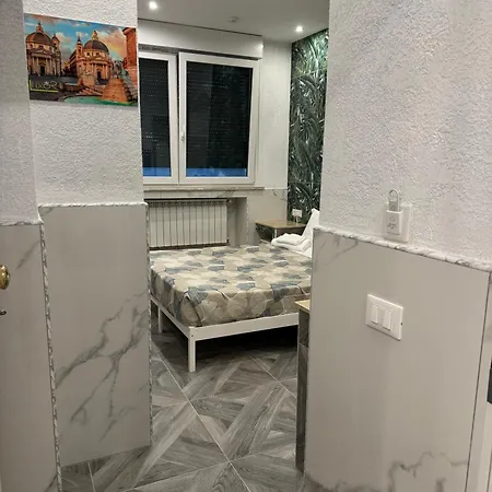 Luxor Eco Casa E Per Vacanze In Centro Piazza Bologna, Colosseo, Piazza Di Spagna, Vaticano, San Pietro, Sapienza, Fontana Di Trevi, Piazza Navona, Trastevere, Tiburtina, Termini, Aeroporto 2*