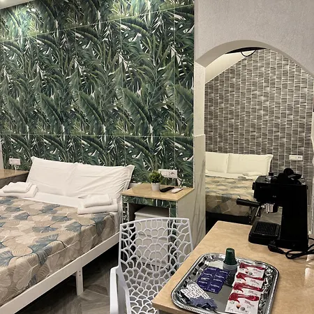 Luxor Eco Casa E Per Vacanze In Centro Piazza Bologna, Colosseo, Piazza Di Spagna, Vaticano, San Pietro, Sapienza, Fontana Di Trevi, Piazza Navona, Trastevere, Tiburtina, Termini, Aeroporto Bed & Breakfast Rome