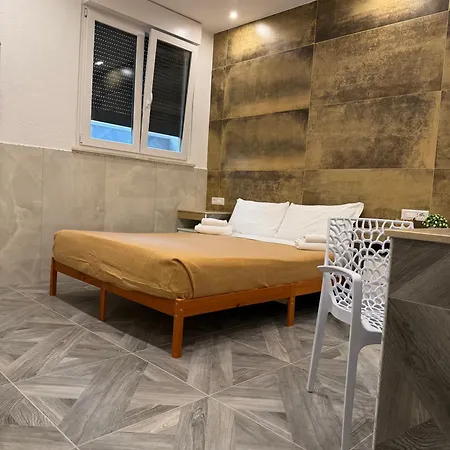 Luxor Eco Casa E Per Vacanze In Centro Piazza Bologna, Colosseo, Piazza Di Spagna, Vaticano, San Pietro, Sapienza, Fontana Di Trevi, Piazza Navona, Trastevere, Tiburtina, Termini, Aeroporto Rome