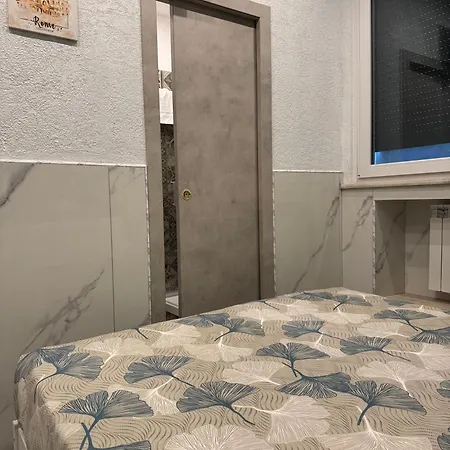 Luxor Eco Casa E Per Vacanze In Centro Piazza Bologna, Colosseo, Piazza Di Spagna, Vaticano, San Pietro, Sapienza, Fontana Di Trevi, Piazza Navona, Trastevere, Tiburtina, Termini, Aeroporto Bed & Breakfast Rome
