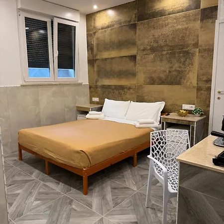 Luxor Eco Casa E Per Vacanze In Centro Piazza Bologna, Colosseo, Piazza Di Spagna, Vaticano, San Pietro, Sapienza, Fontana Di Trevi, Piazza Navona, Trastevere, Tiburtina, Termini, Aeroporto 2*