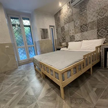 Luxor Eco Casa E Per Vacanze In Centro Piazza Bologna, Colosseo, Piazza Di Spagna, Vaticano, San Pietro, Sapienza, Fontana Di Trevi, Piazza Navona, Trastevere, Tiburtina, Termini, Aeroporto