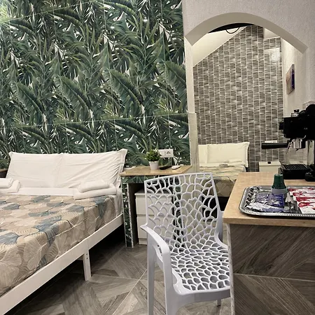 Luxor Eco Casa E Per Vacanze In Centro Piazza Bologna, Colosseo, Piazza Di Spagna, Vaticano, San Pietro, Sapienza, Fontana Di Trevi, Piazza Navona, Trastevere, Tiburtina, Termini, Aeroporto 2*