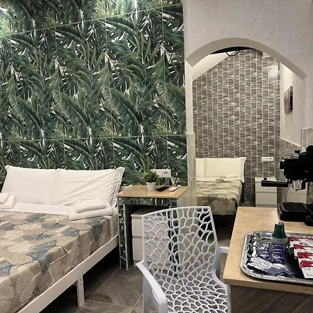 Bed & Breakfast Luxor Eco Casa E Per Vacanze In Centro Piazza Bologna, Colosseo, Piazza Di Spagna, Vaticano, San Pietro, Sapienza, Fontana Di Trevi, Piazza Navona, Trastevere, Tiburtina, Termini, Aeroporto 2*