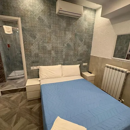 Luxor Eco Casa E Per Vacanze In Centro Piazza Bologna, Colosseo, Piazza Di Spagna, Vaticano, San Pietro, Sapienza, Fontana Di Trevi, Piazza Navona, Trastevere, Tiburtina, Termini, Aeroporto Bed & Breakfast Rome