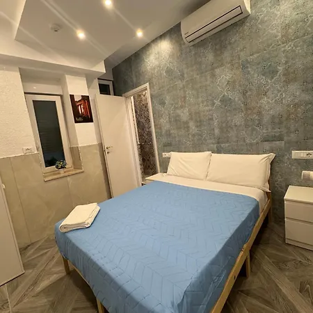 Luxor Eco Casa E Per Vacanze In Centro Piazza Bologna, Colosseo, Piazza Di Spagna, Vaticano, San Pietro, Sapienza, Fontana Di Trevi, Piazza Navona, Trastevere, Tiburtina, Termini, Aeroporto