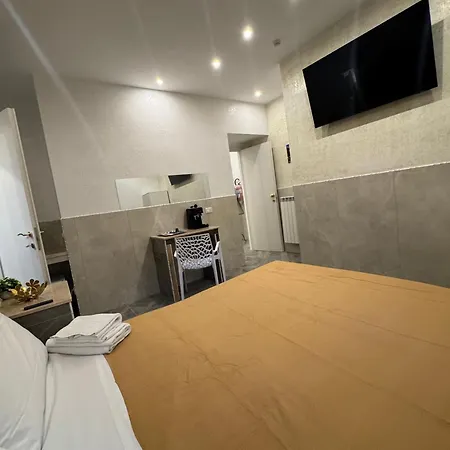 Bed & Breakfast Luxor Eco Casa E Per Vacanze In Centro Piazza Bologna, Colosseo, Piazza Di Spagna, Vaticano, San Pietro, Sapienza, Fontana Di Trevi, Piazza Navona, Trastevere, Tiburtina, Termini, Aeroporto 2*