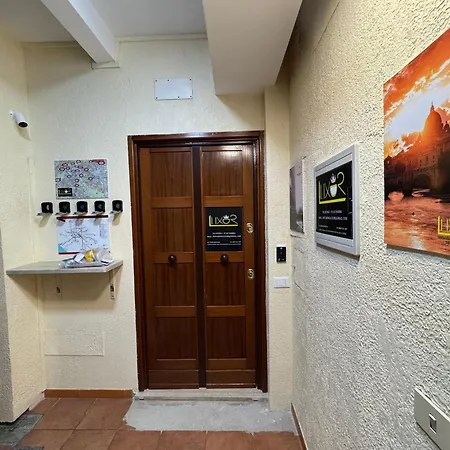 Luxor Eco Casa E Per Vacanze In Centro Piazza Bologna, Colosseo, Piazza Di Spagna, Vaticano, San Pietro, Sapienza, Fontana Di Trevi, Piazza Navona, Trastevere, Tiburtina, Termini, Aeroporto 2*