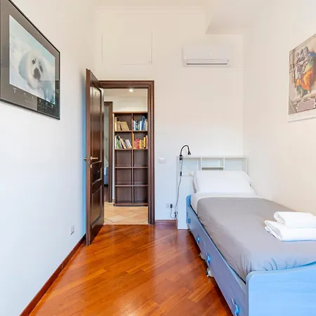 Vatican Art Apartment Rome
