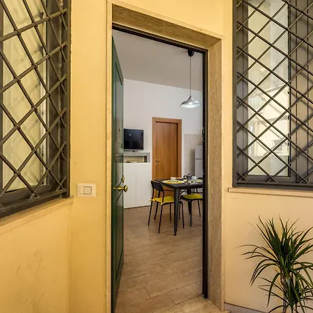 Apartment Roger Rome