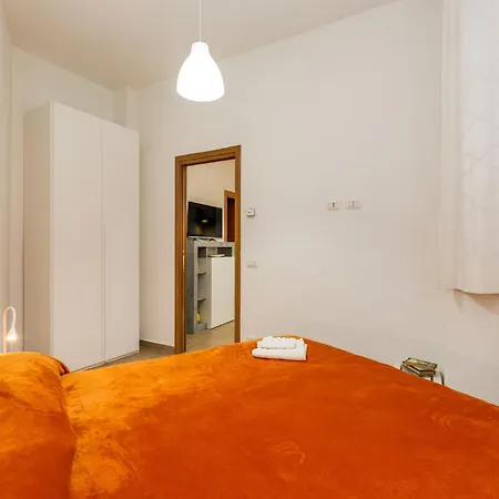 Roger Apartment *