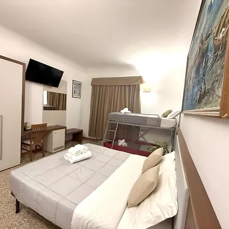 Grand Gaeta Guest house Rome