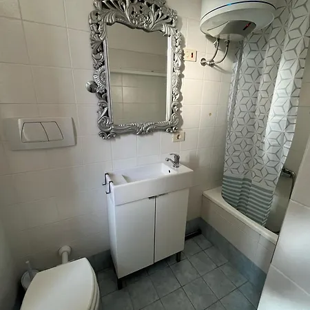 Corte Degli Ulivi In * Roma