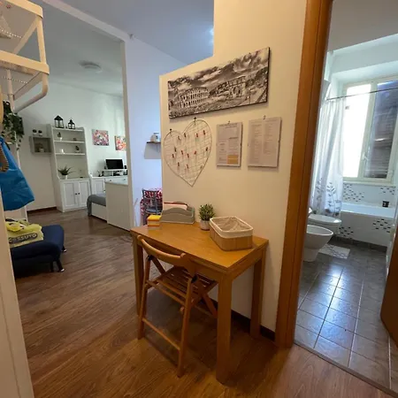 Appio House San Giovanni Apartament *