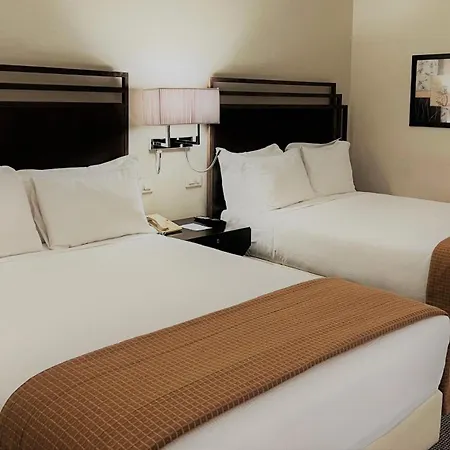 Crowne Plaza St. Peter's By Ihg 4*