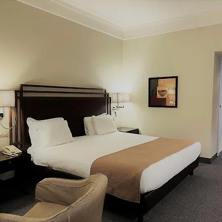 Szálloda Crowne Plaza St. Peter's By Ihg 4*
