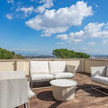 Vivi Dall'alto Apartment *