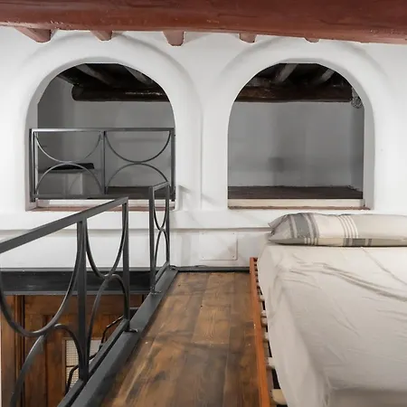 Apartment Domus Capocci - Rione Monti Rome