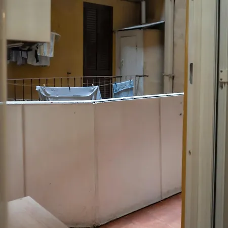 Domus Capocci - Rione Monti *