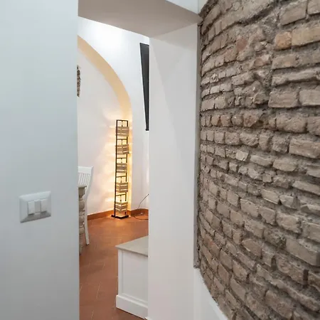 Domus Capocci - Rione Monti Apartment