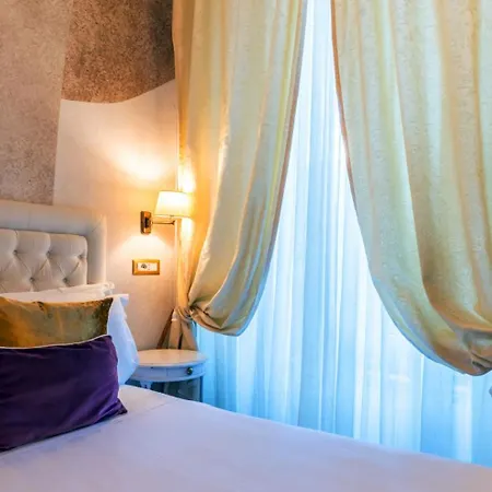 Le Clarisse Pantheon 3* Rome