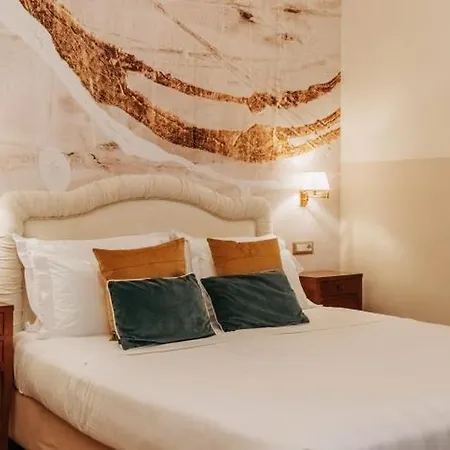 Le Clarisse Pantheon Hotel