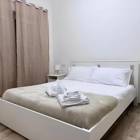 شقة Grimaldi House 64 *
