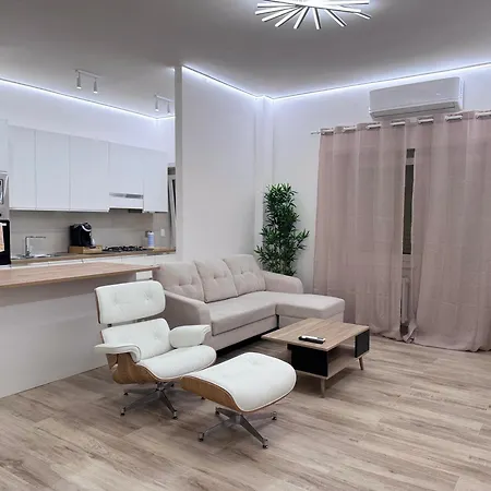 Grimaldi House 64 شقة