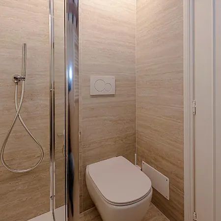 Luxury Pantheon Apartment *