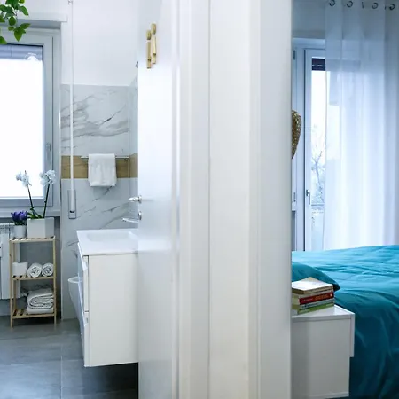 3 Passi Da Metro Marconi Apartment