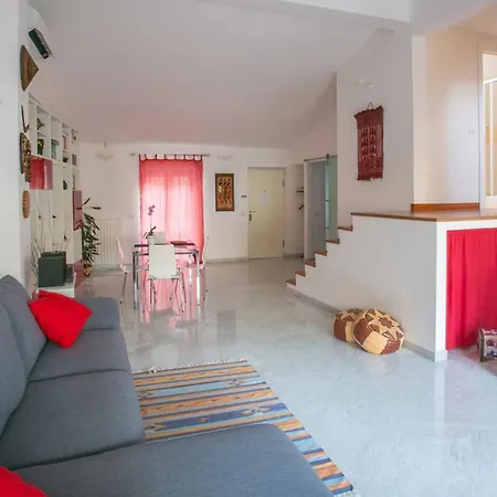 Elegant Loft With 3-bedroom Spanish Steps - Rome