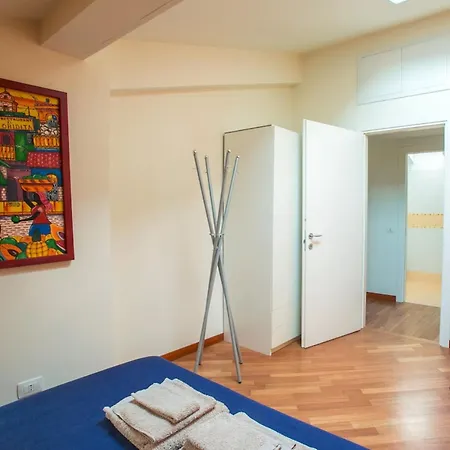 Elegant Loft With 3-bedroom Spanish Steps - Apartment