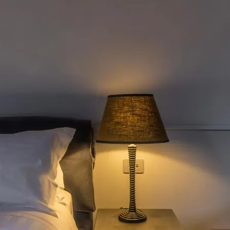 Apartamento Spiriti , New Opening Piazza Di Pietra Roma