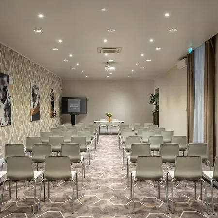 Leonardo Boutique Monti 4* Rom